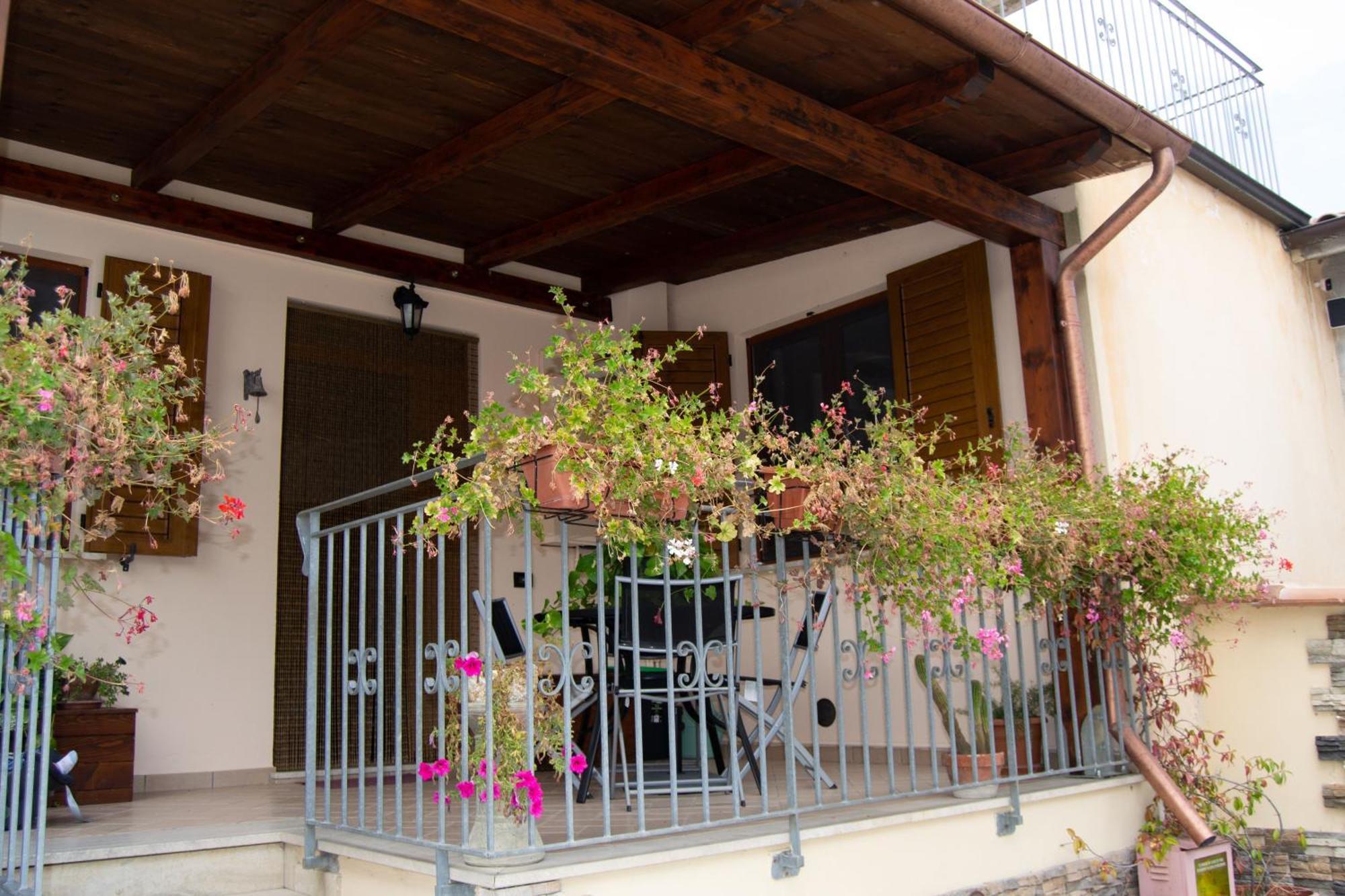 Apartamento Residenza Il Conte Nocera Umbra Exterior foto
